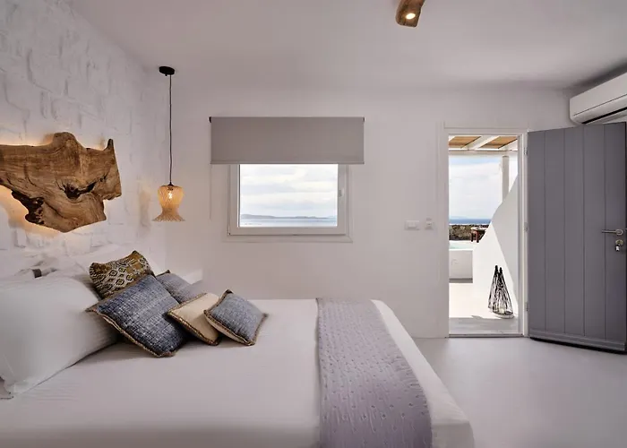 Casa Tagoo Mykonos Hotel 3*