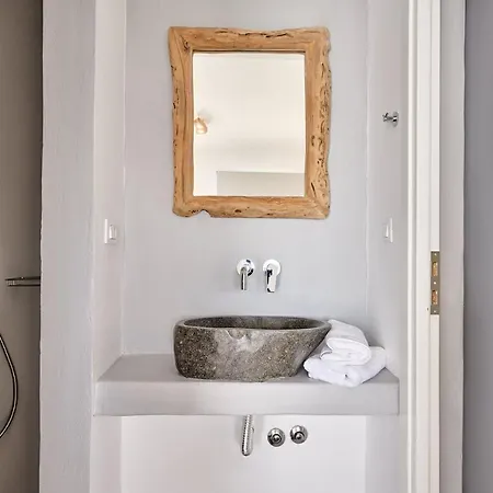 Casa Tagoo Mykonos Hotel 3*